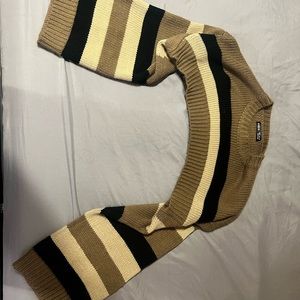 Cropped sweater in a size medium never worn